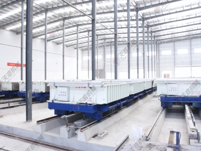 在選擇隔墻板機(jī)廠家時(shí)，需要注意什么？