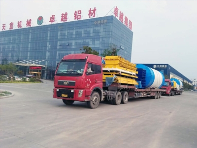 熱烈祝賀內(nèi)蒙古客戶輕質(zhì)墻板生產(chǎn)線成功啟運！