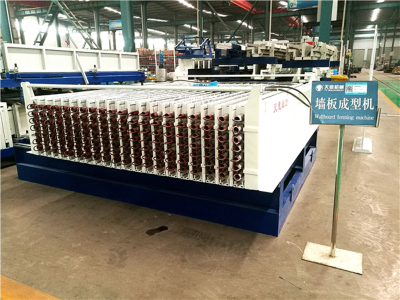 全自動墻板機產(chǎn)量高，一機多用